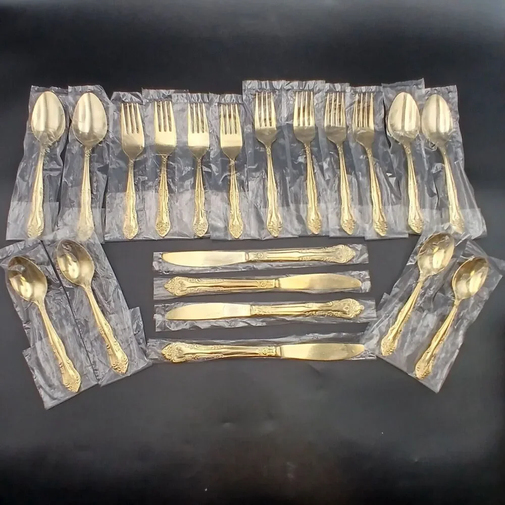 Vtg ROGERS Golden Dream Rose 20 pcs GOLD Electroplate Flatware Set 4 Places NEW